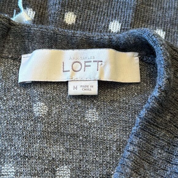 Super Cute Loft Sweater - Picture 6 of 8